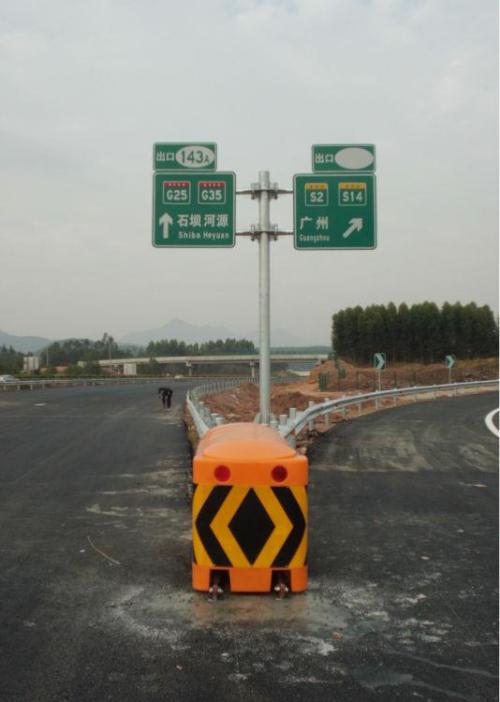 介休市导向防撞垫